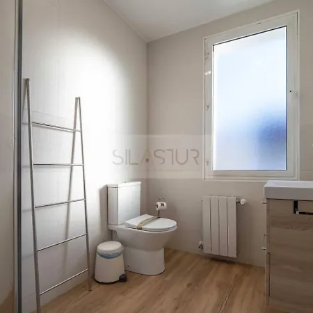 Nuevo Luanco By Silastur Daire Gijón